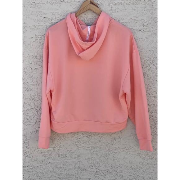 Puma Women's Peach colored Moisture Wicking Workout Hoodie - Medium - Picture 5 of 8